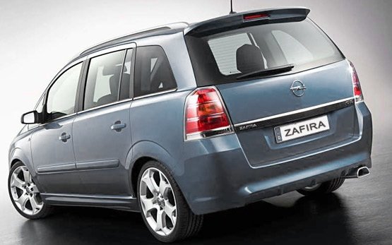 Opel Zafira 5+2 - rent car Mallorca airport