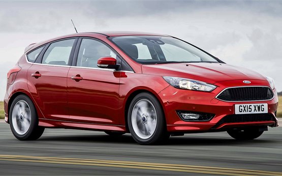 Ford Focus Hatchback 1.4i alquiler de coches aeropuerto de Mallorca